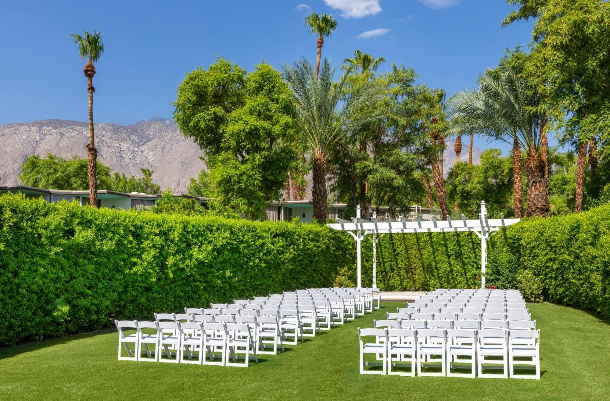 Riviera Resort Palm Springs Exterior photo